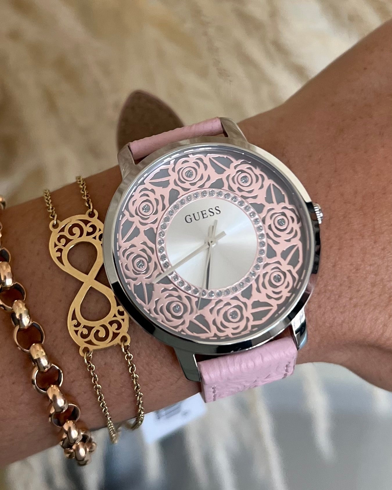 Reloj GUESS GW0529L1 Correa de Cuero Rosa
