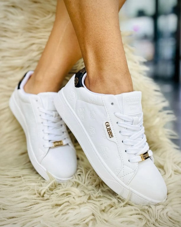 Zapatilla Guess Renzy White 141
